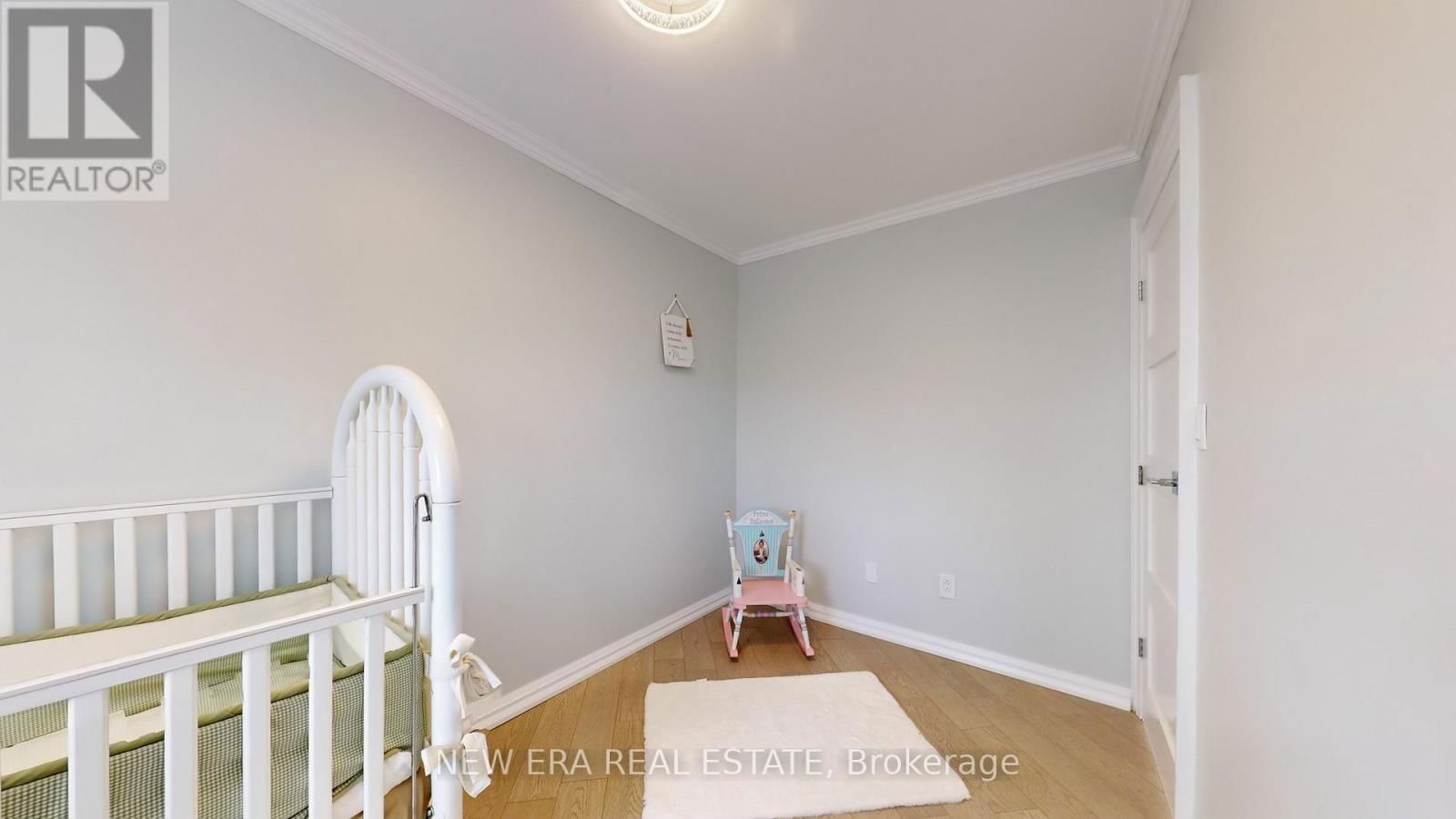 34 KIMBOURNE AVENUE Image 24