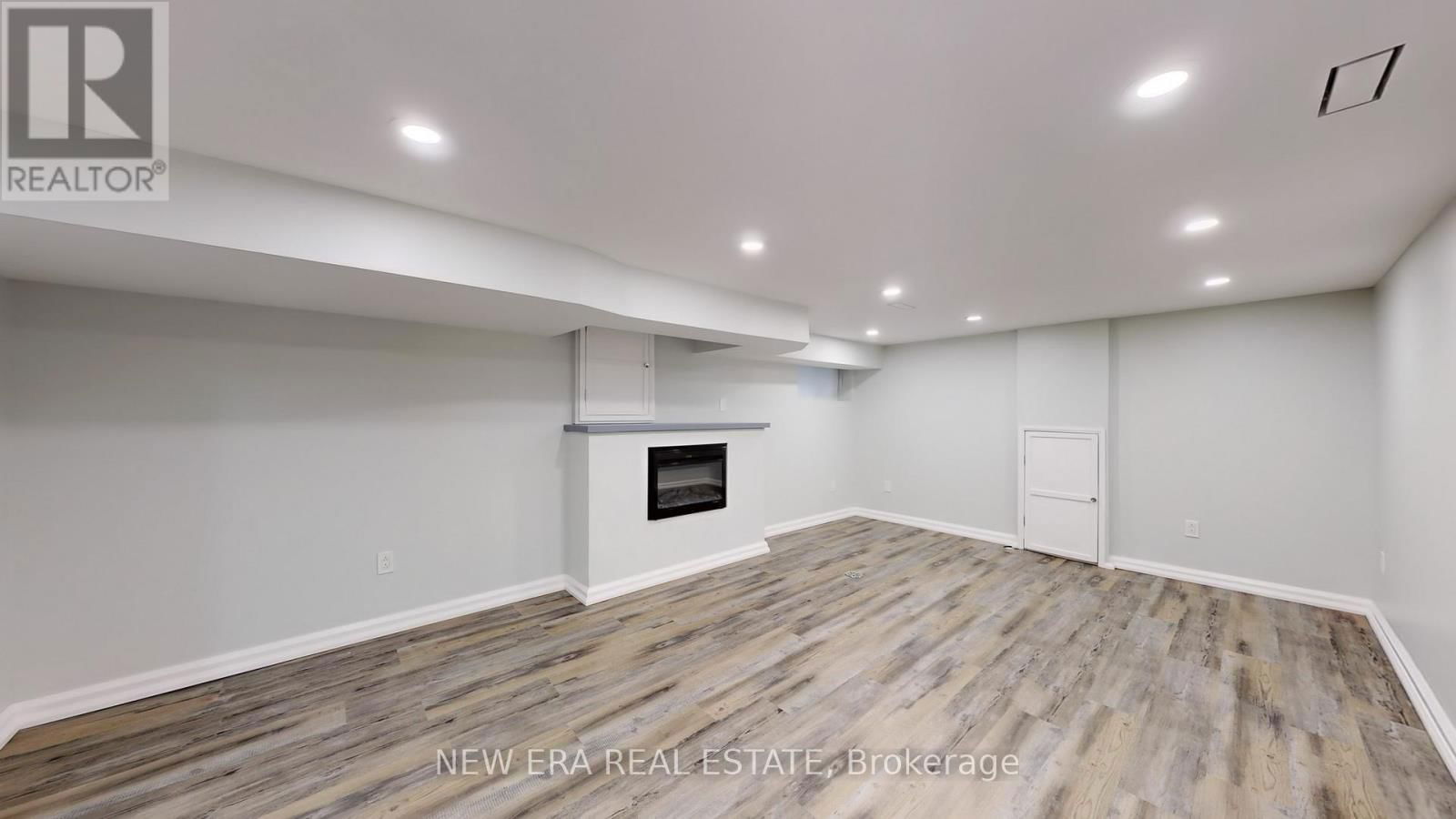 34 KIMBOURNE AVENUE Image 29