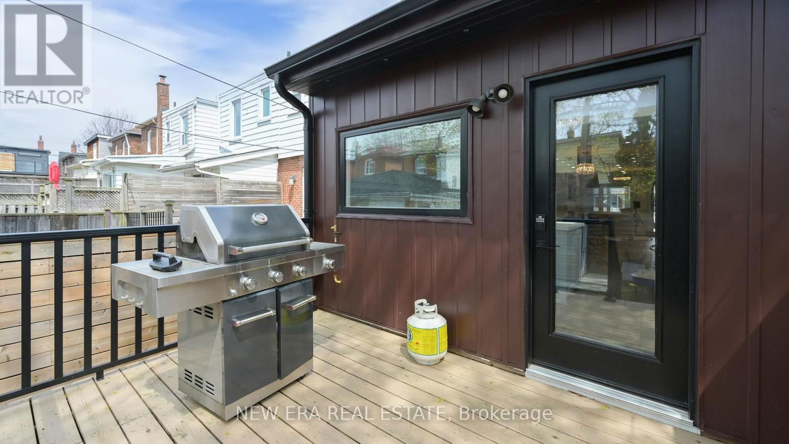 34 KIMBOURNE AVENUE Image 33