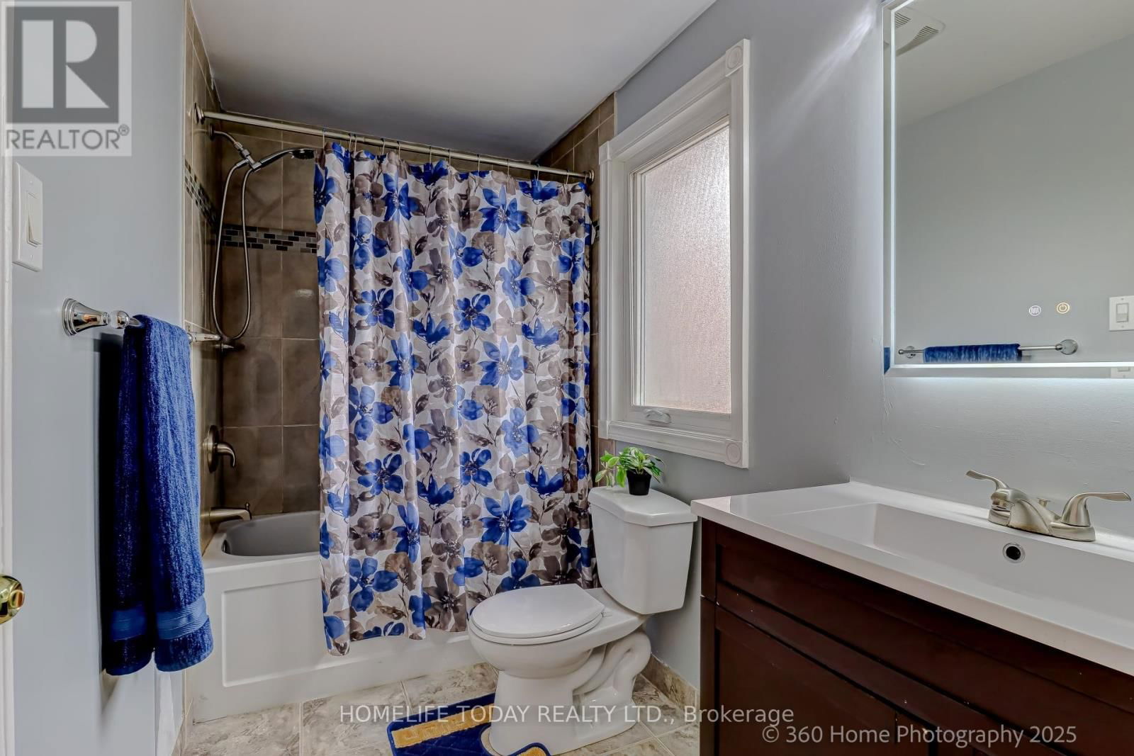 28 LONGSWORD DRIVE Image 16
