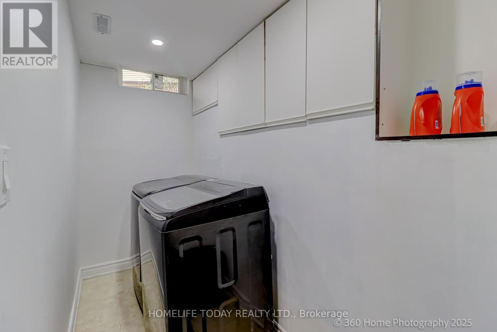 28 LONGSWORD DRIVE Image 26