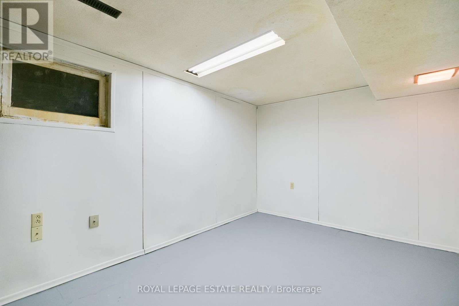 33 BURRELLS ROAD Image 35