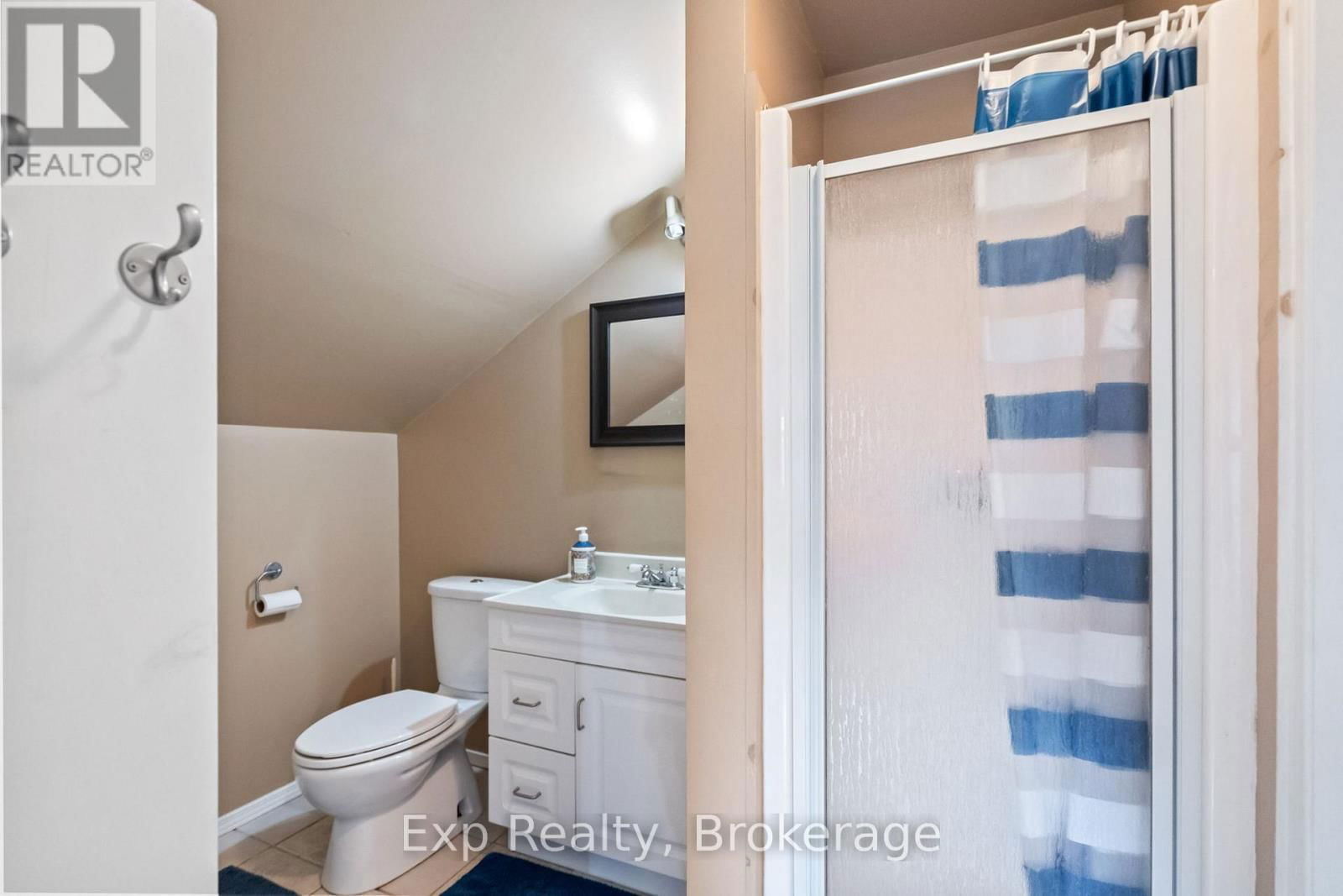 772 TOWNLINE ROAD WEST Image 18