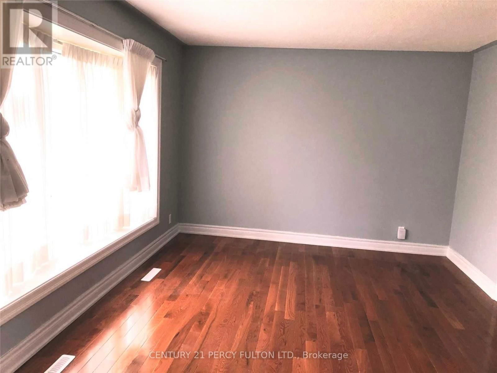 246 BALDWIN STREET Image 3