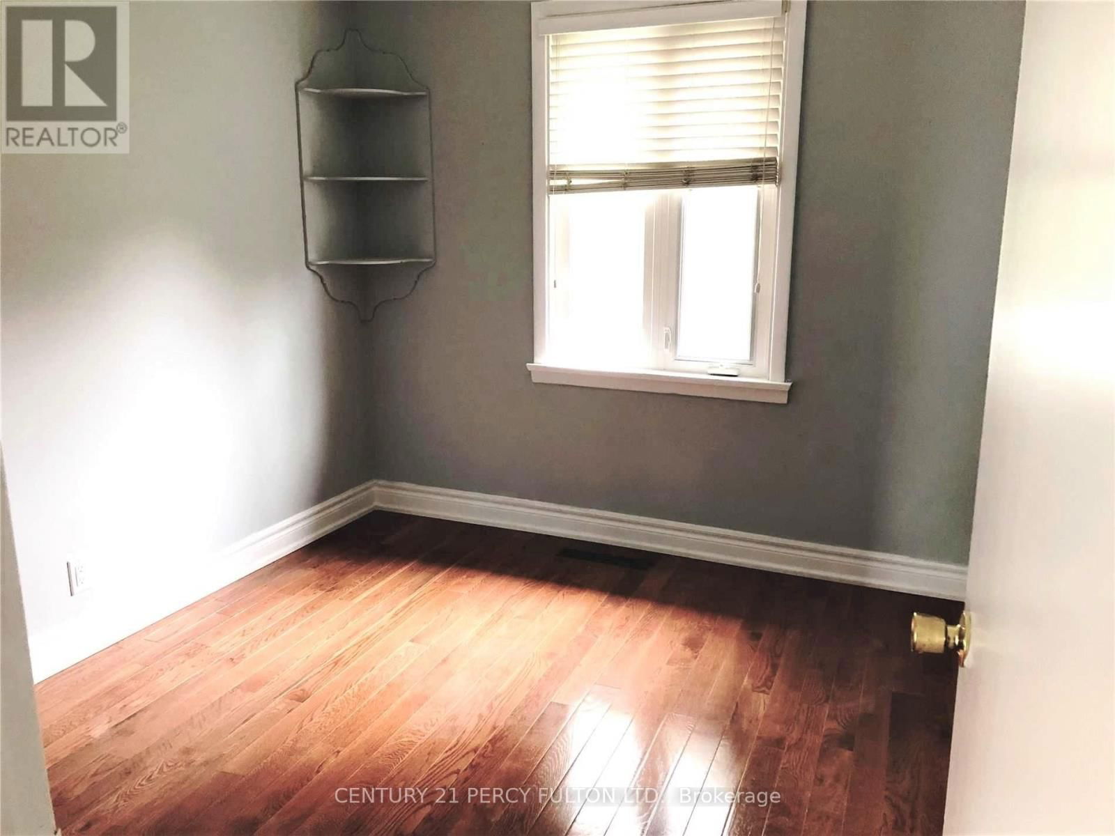 246 BALDWIN STREET Image 6