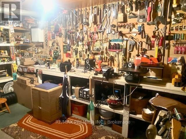 20 BILLINGSGATE CRESCENT Image 17