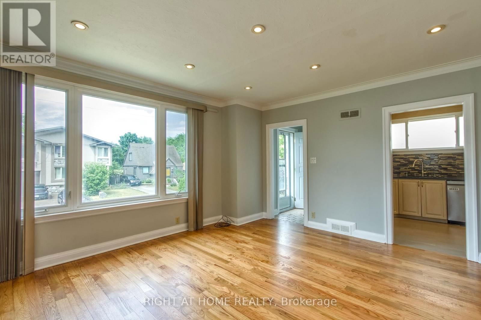 101 EASTVILLE AVENUE Image 4
