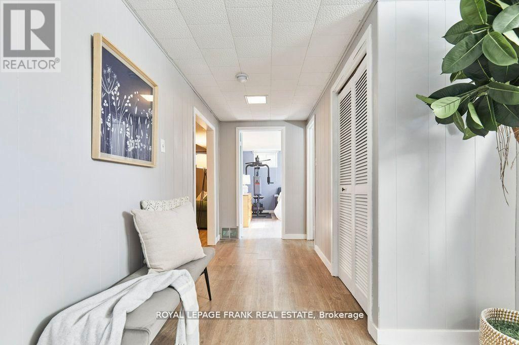 68 GATINEAU STREET Image 21