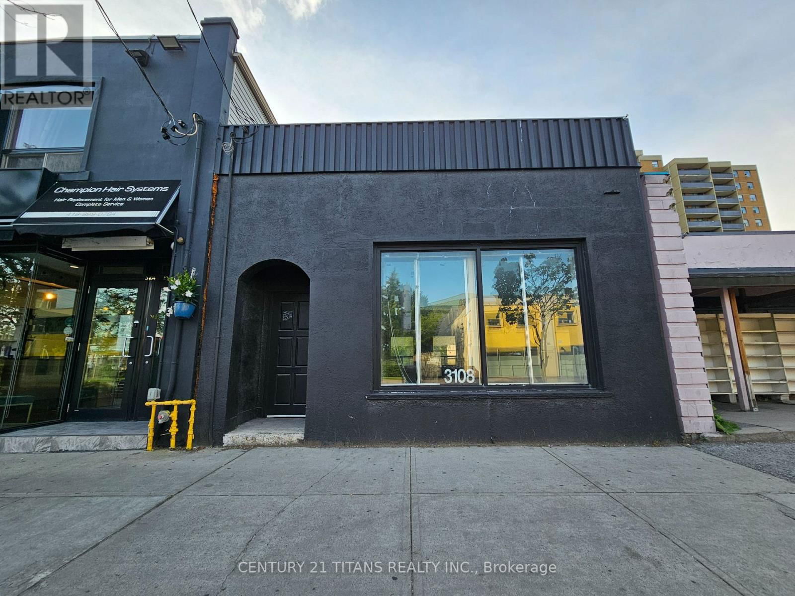 3108 DANFORTH AVENUE Image 2