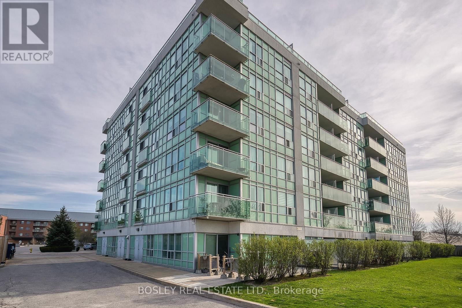 326 - 60 FAIRFAX CRESCENT Image 22