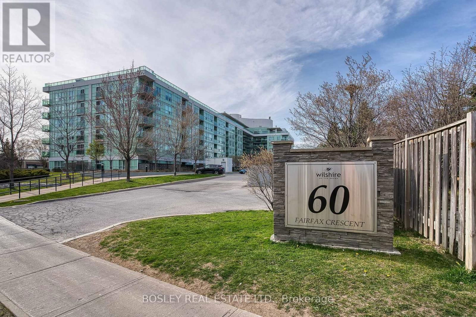 326 - 60 FAIRFAX CRESCENT Image 23