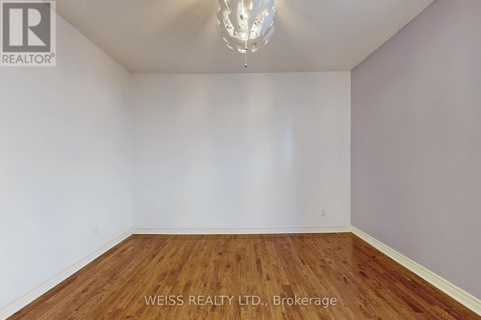 Upper - 2468 DANFORTH AVENUE Image 11
