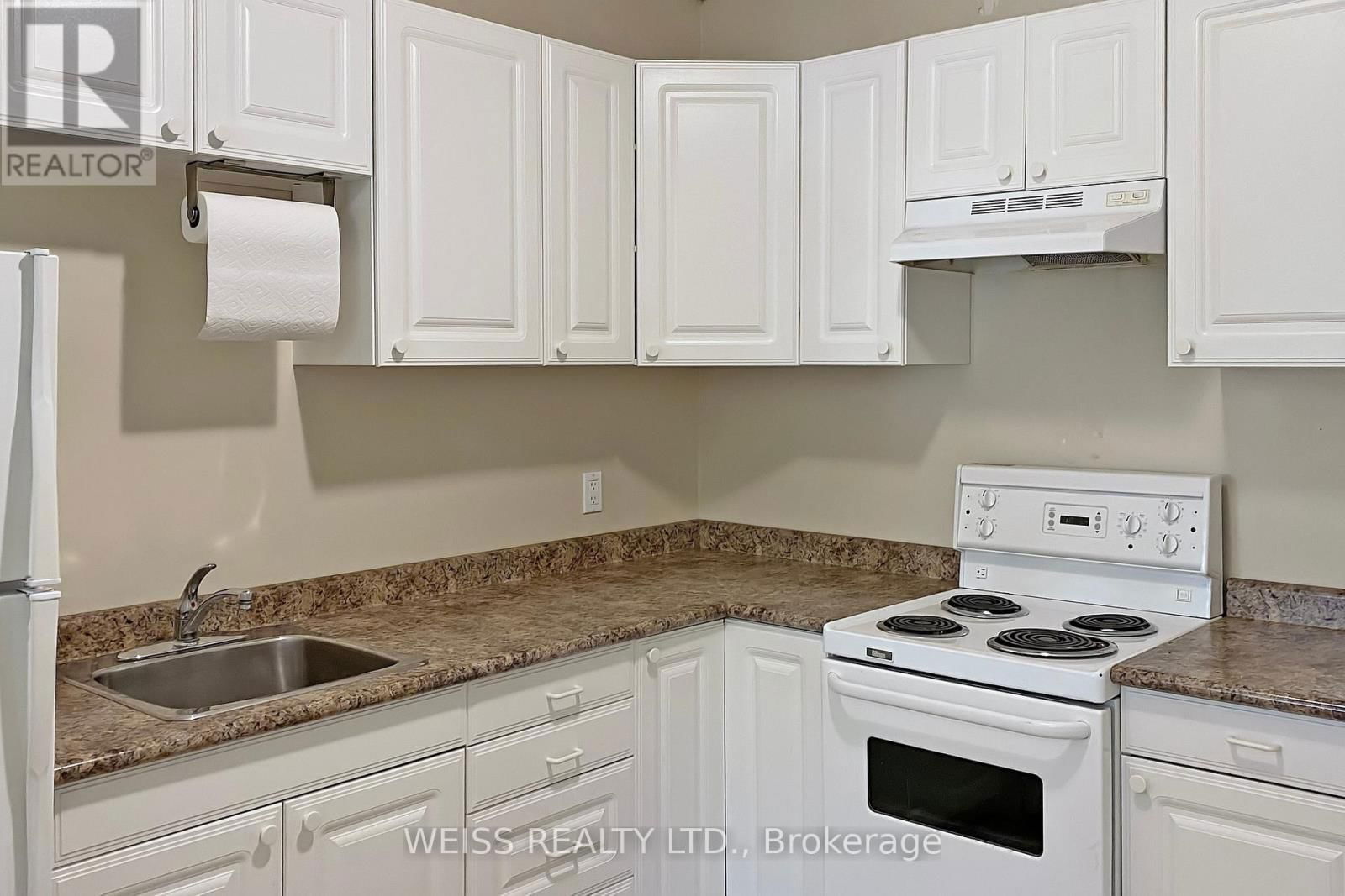 Upper - 2468 DANFORTH AVENUE Image 15