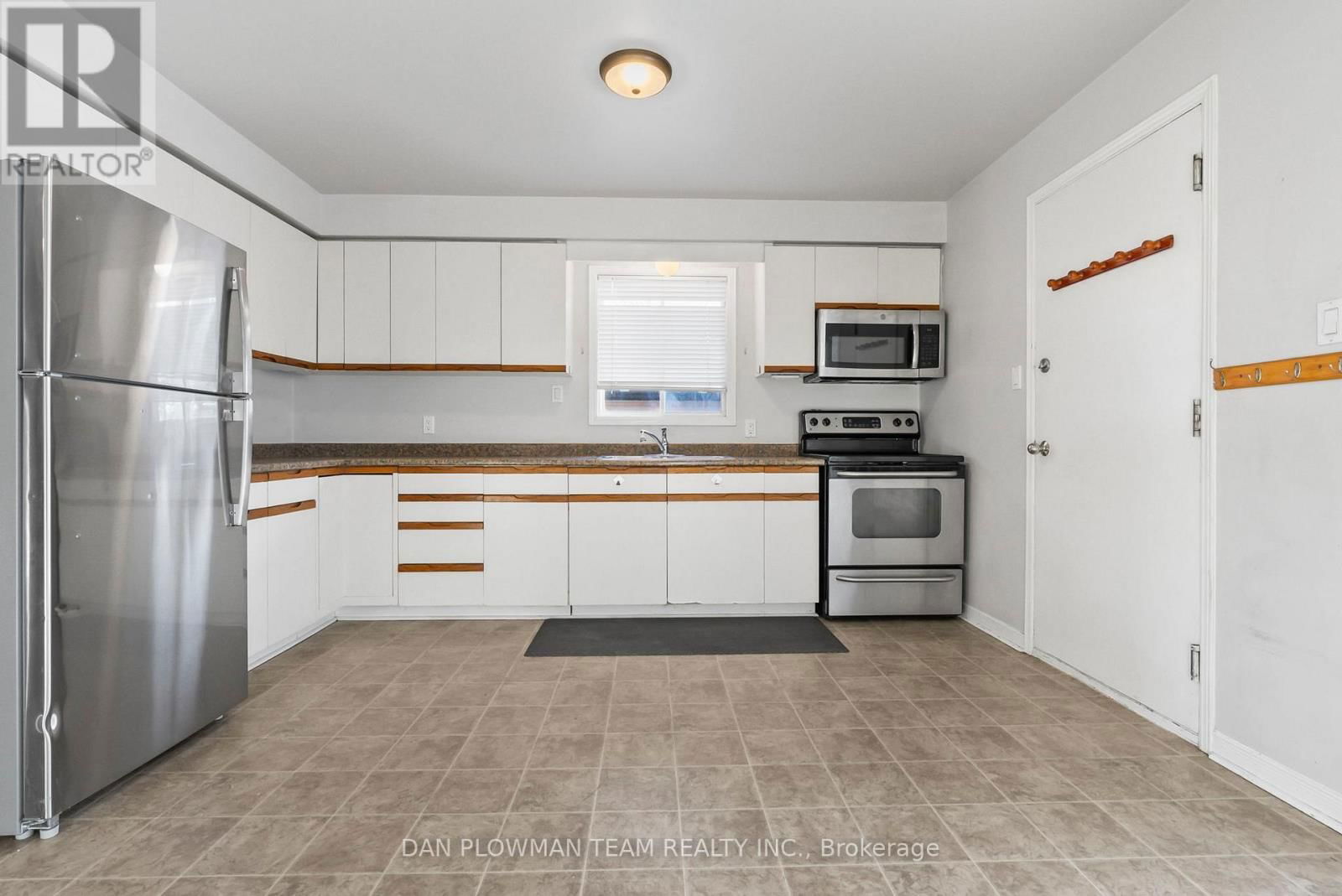 180 NASSAU STREET Image 20