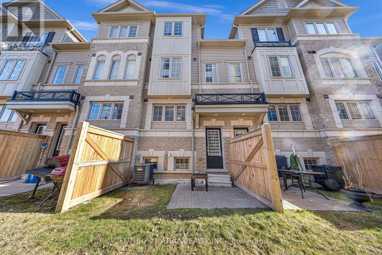 2502 ROSEDROP PATH Image 32