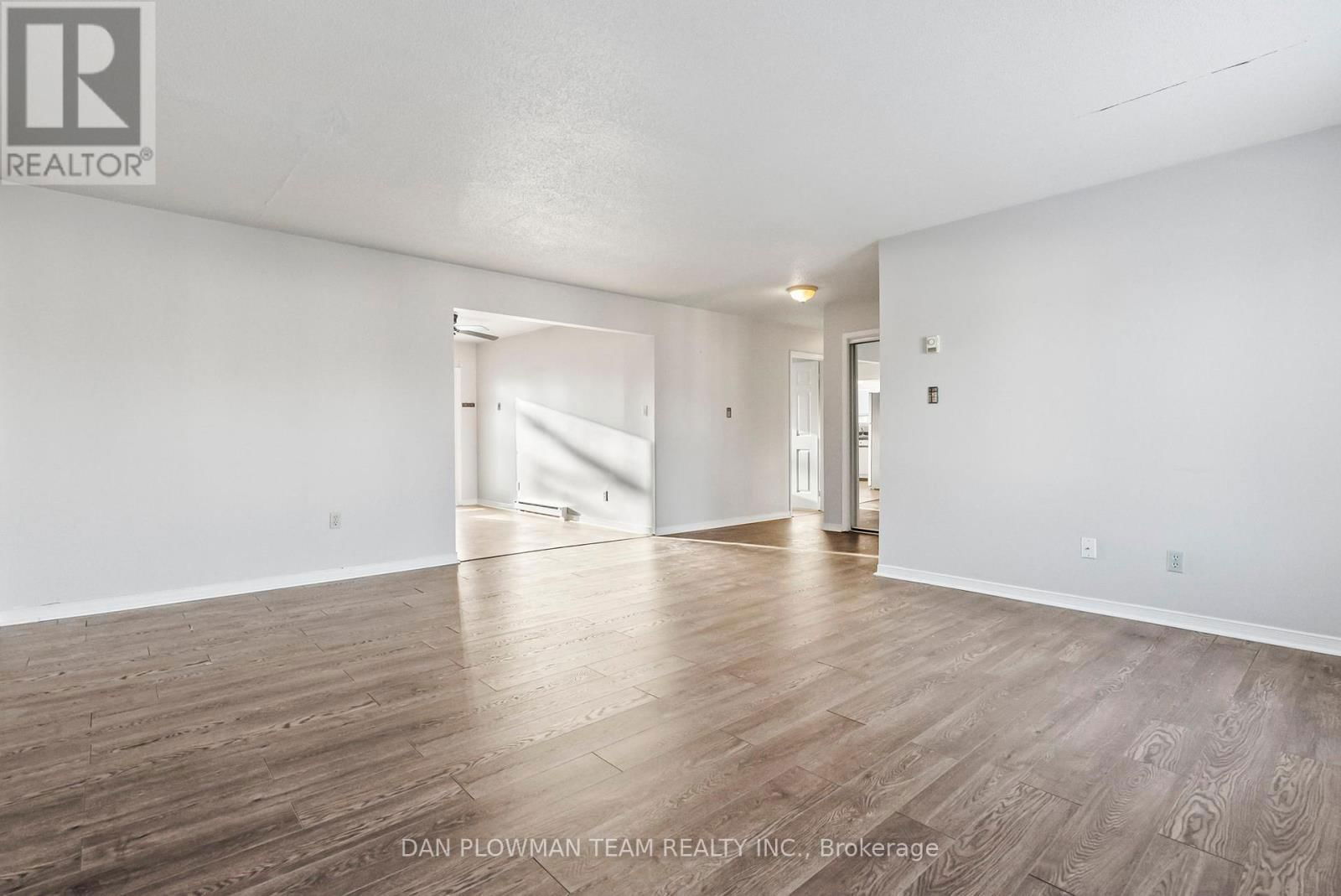176/180 NASSAU STREET Image 22