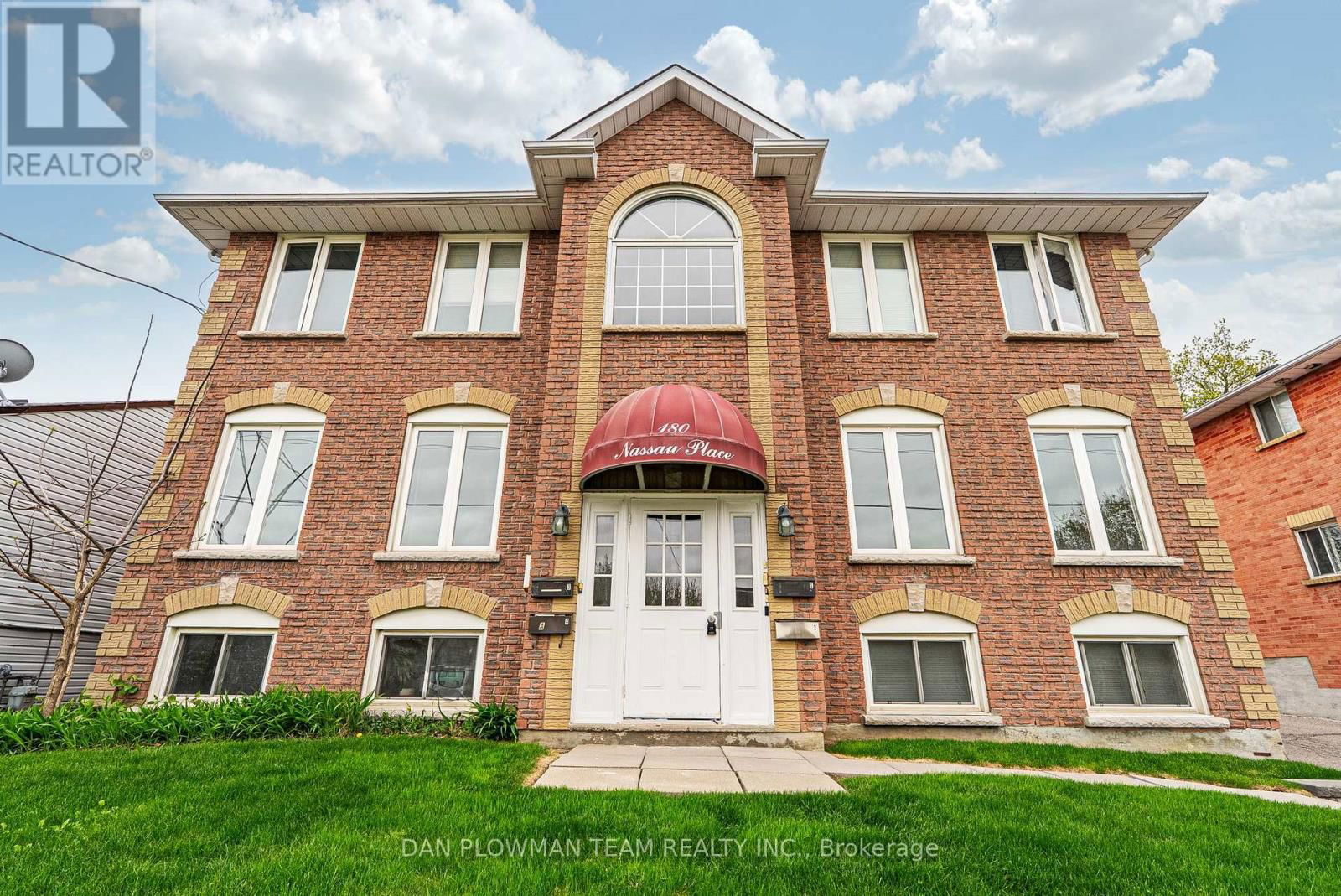 176/180 NASSAU STREET Image 3