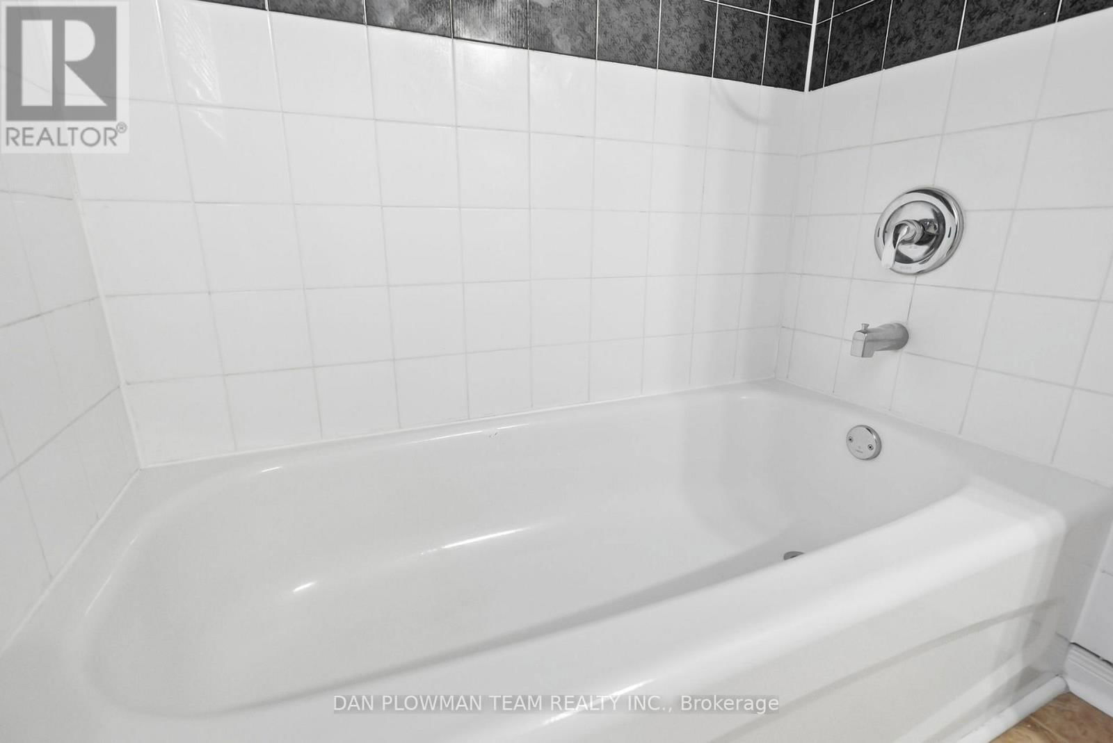176/180 NASSAU STREET Image 38