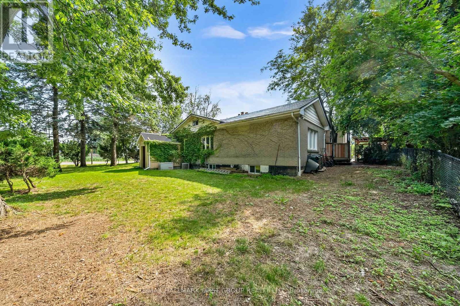 1652 TAUNTON ROAD Image 40