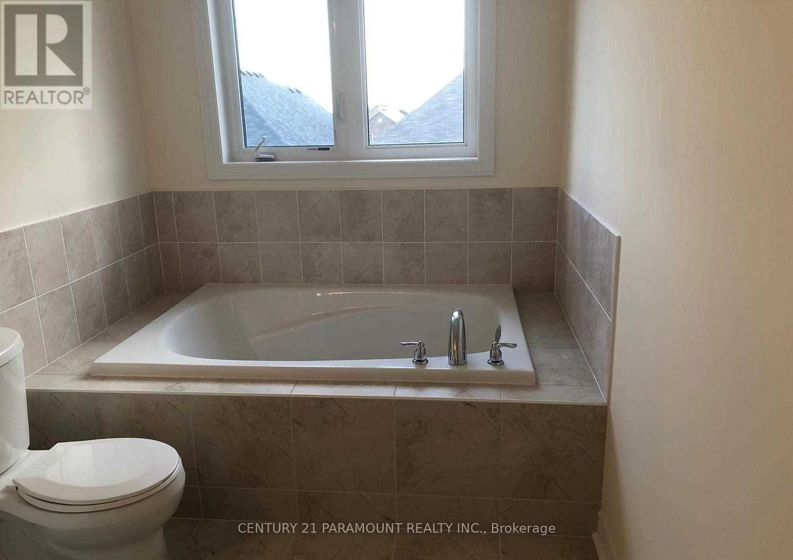 1814 FOSTERBROOK STREET Image 13