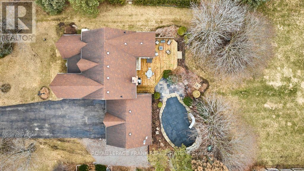 1645 ACORN LANE Image 50