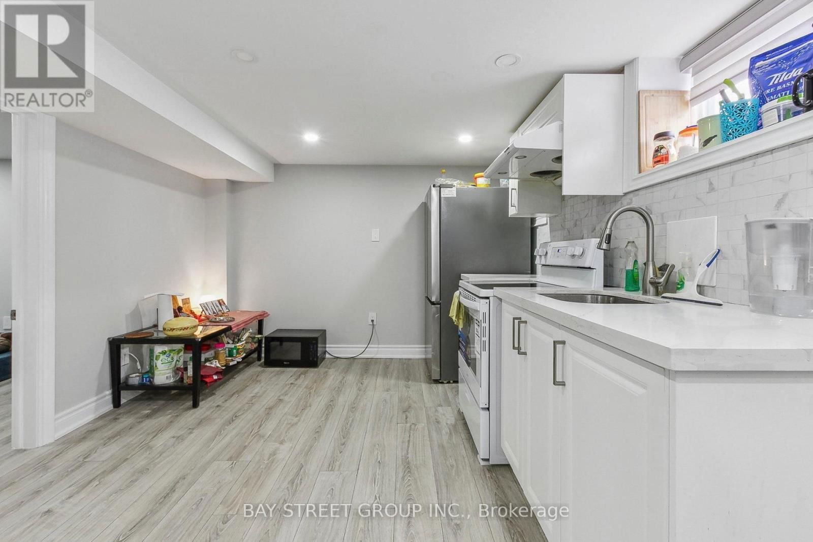9 MILLMERE DRIVE Image 33