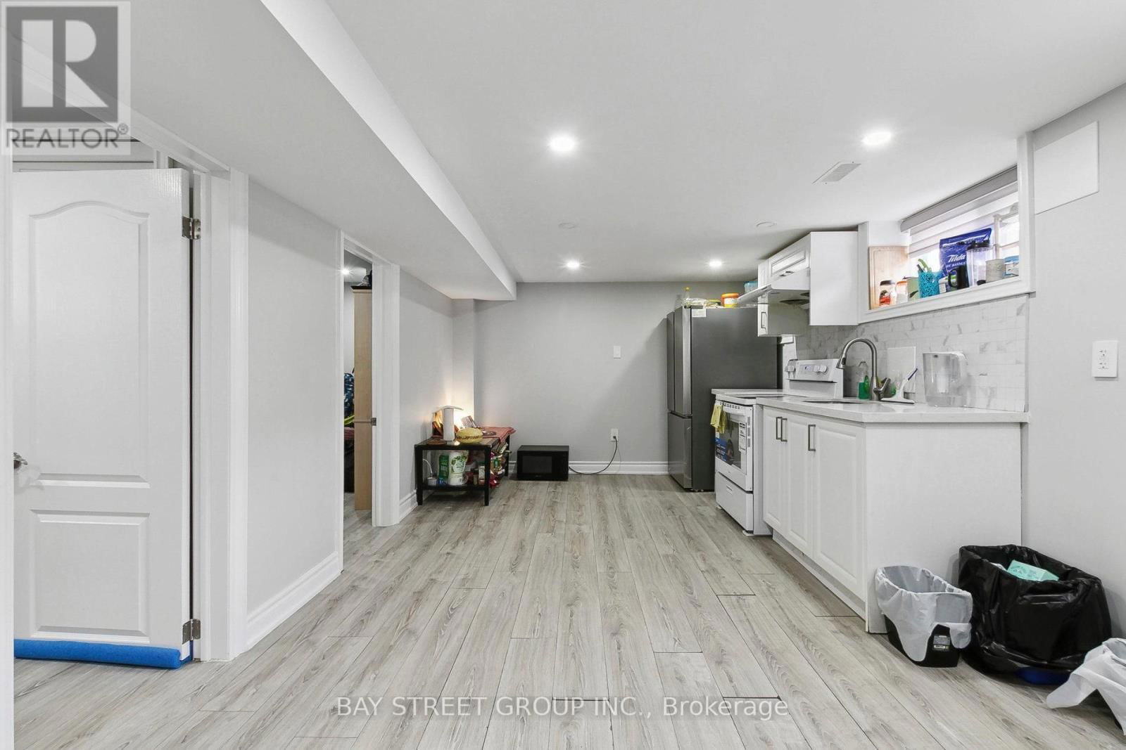 9 MILLMERE DRIVE Image 34