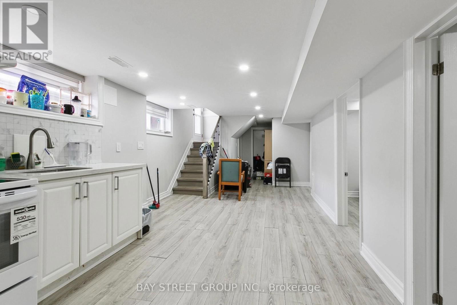 9 MILLMERE DRIVE Image 35