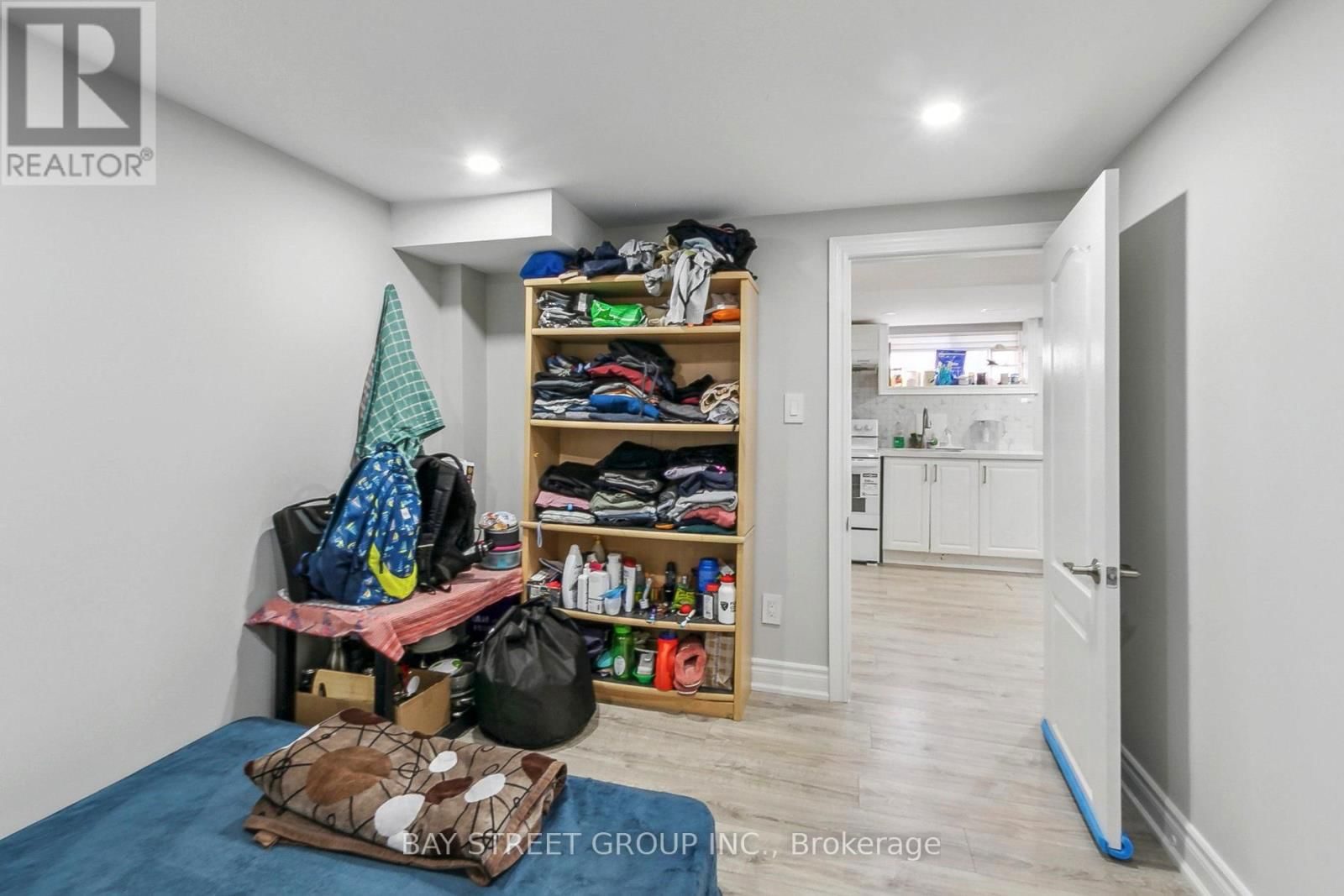 9 MILLMERE DRIVE Image 40
