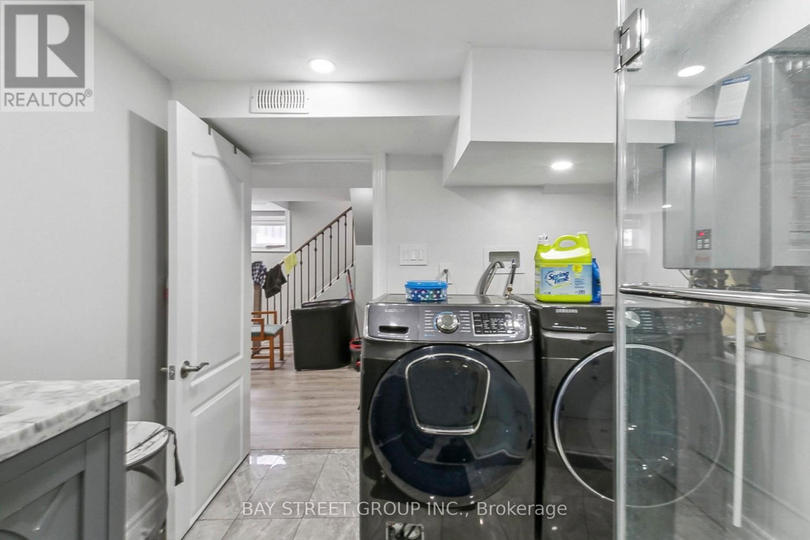 9 MILLMERE DRIVE Image 43