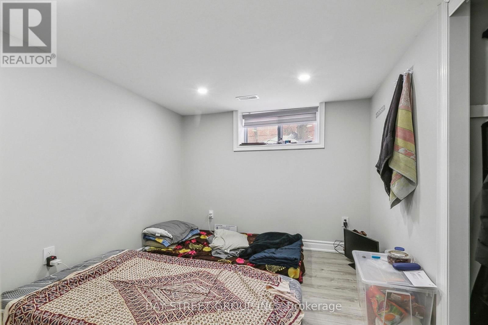 9 MILLMERE DRIVE Image 45