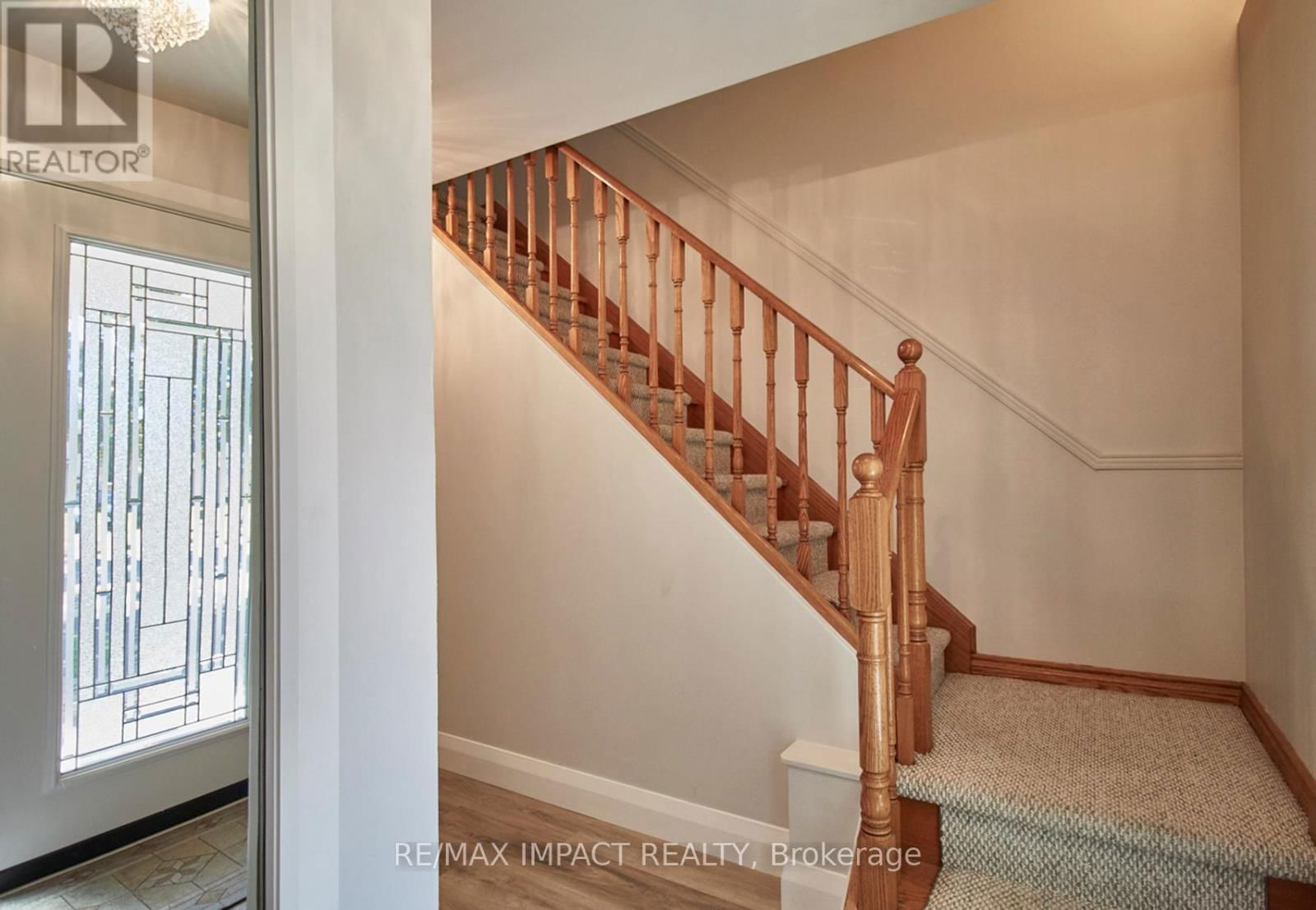214 MARIGOLD AVENUE Image 23