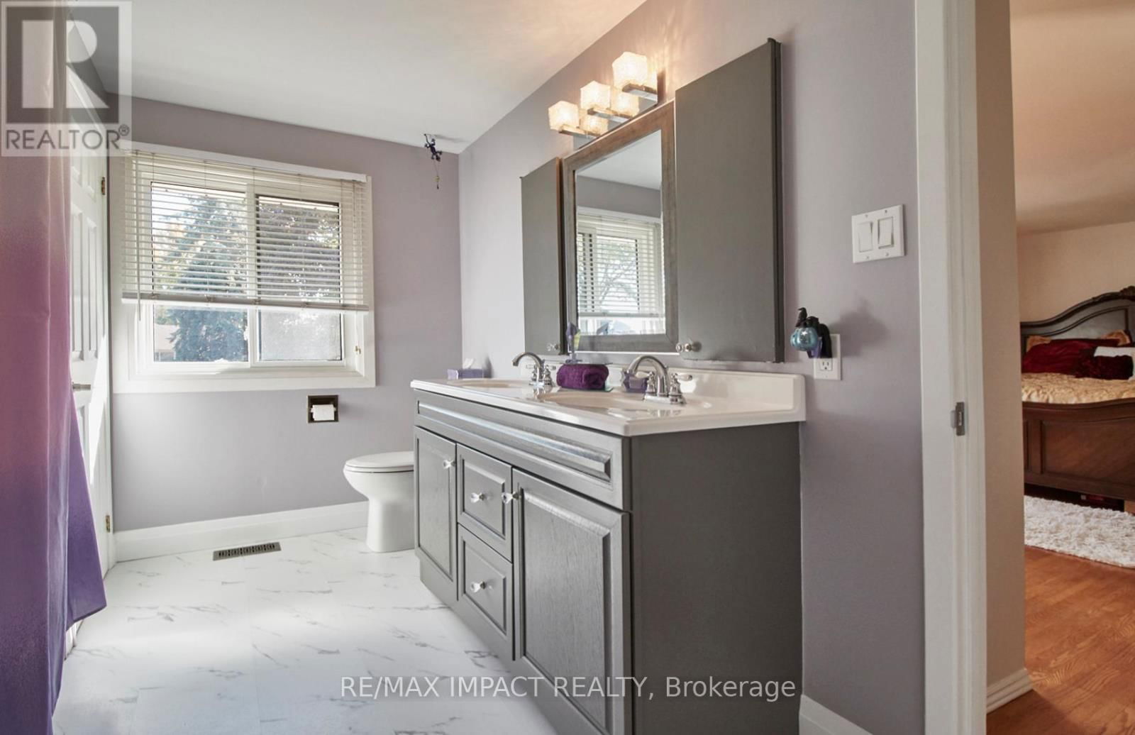 214 MARIGOLD AVENUE Image 26