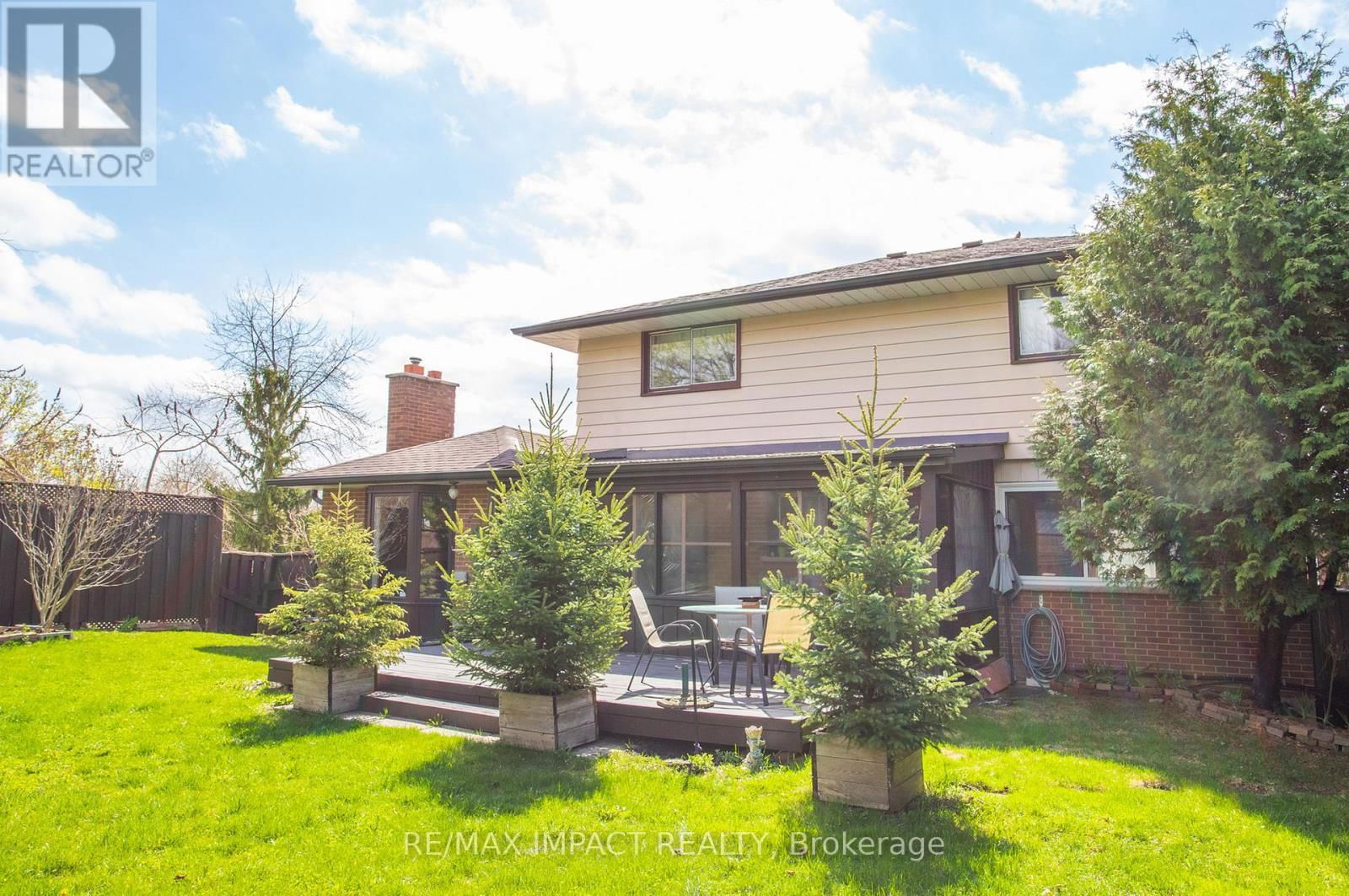214 MARIGOLD AVENUE Image 35