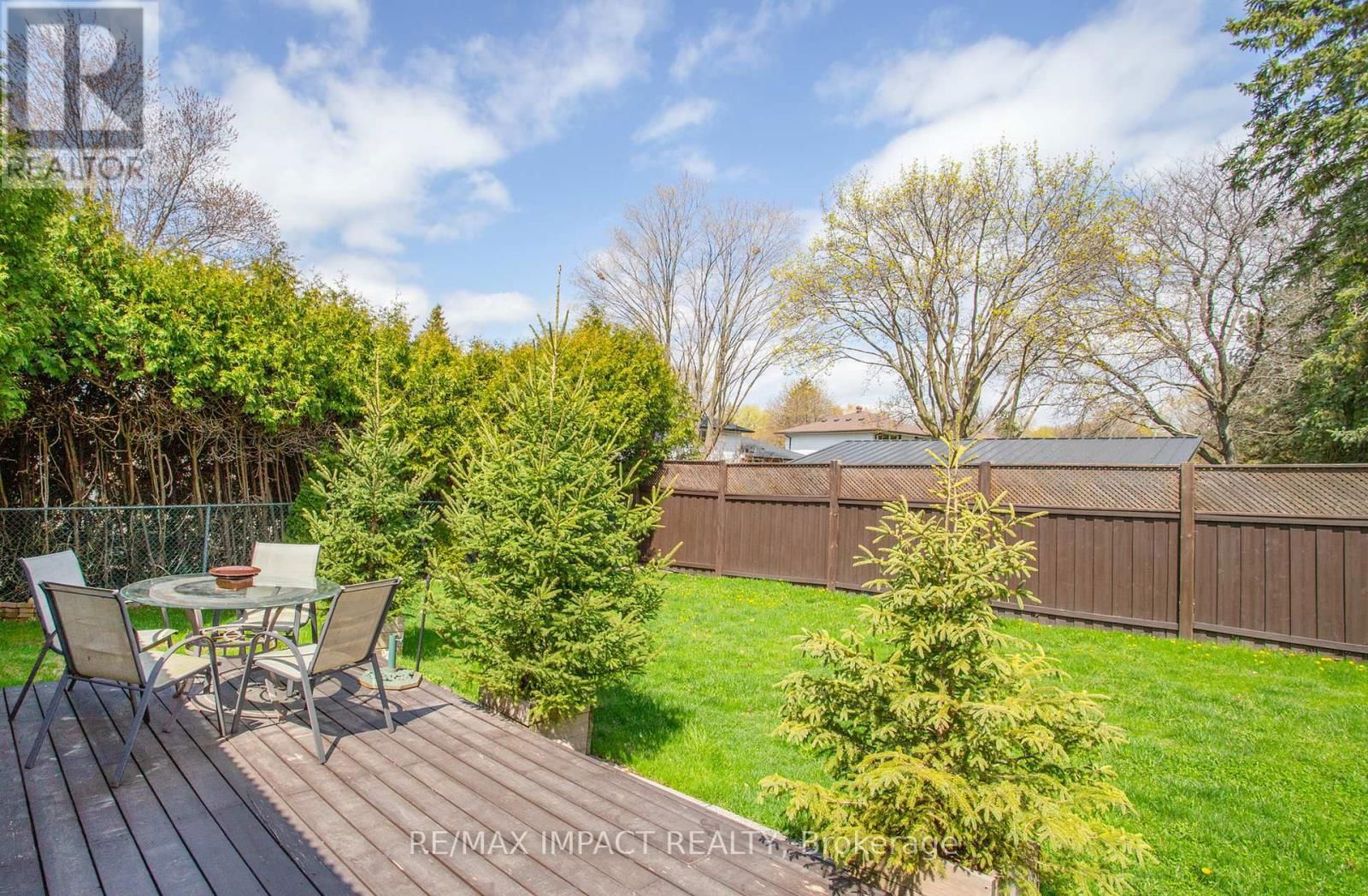 214 MARIGOLD AVENUE Image 40