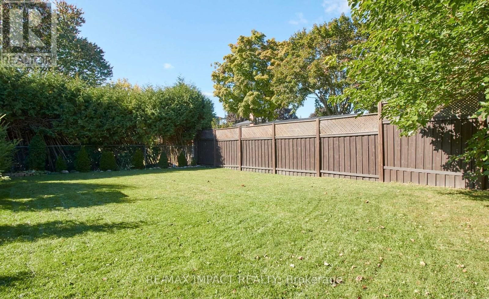214 MARIGOLD AVENUE Image 42