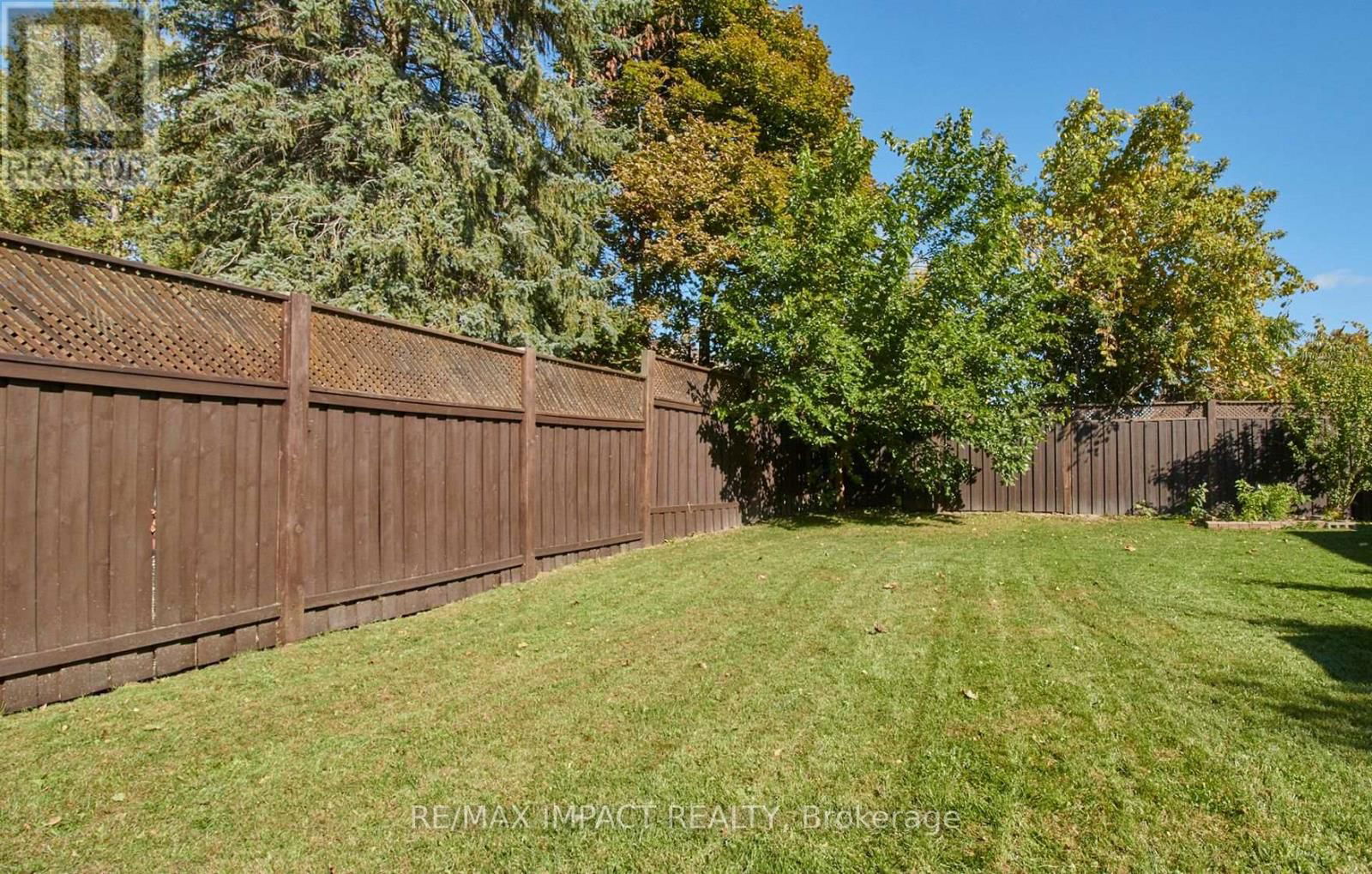 214 MARIGOLD AVENUE Image 43