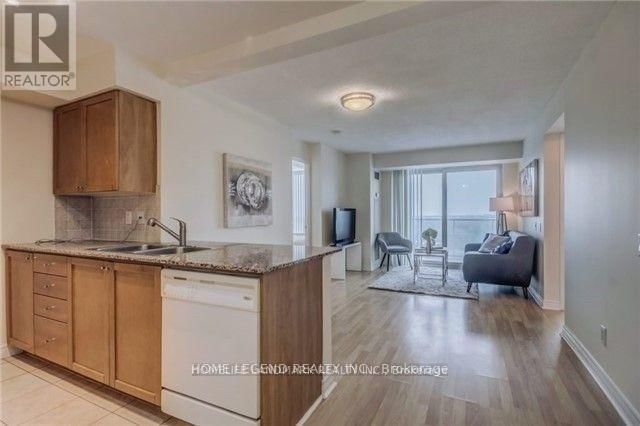 1214 - 83 BOROUGH DRIVE Image 3