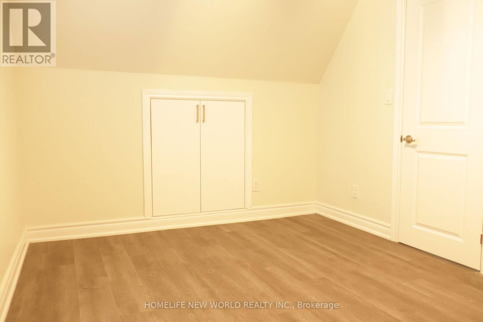 Unit 1 - 291 EULALIE AVENUE Image 27