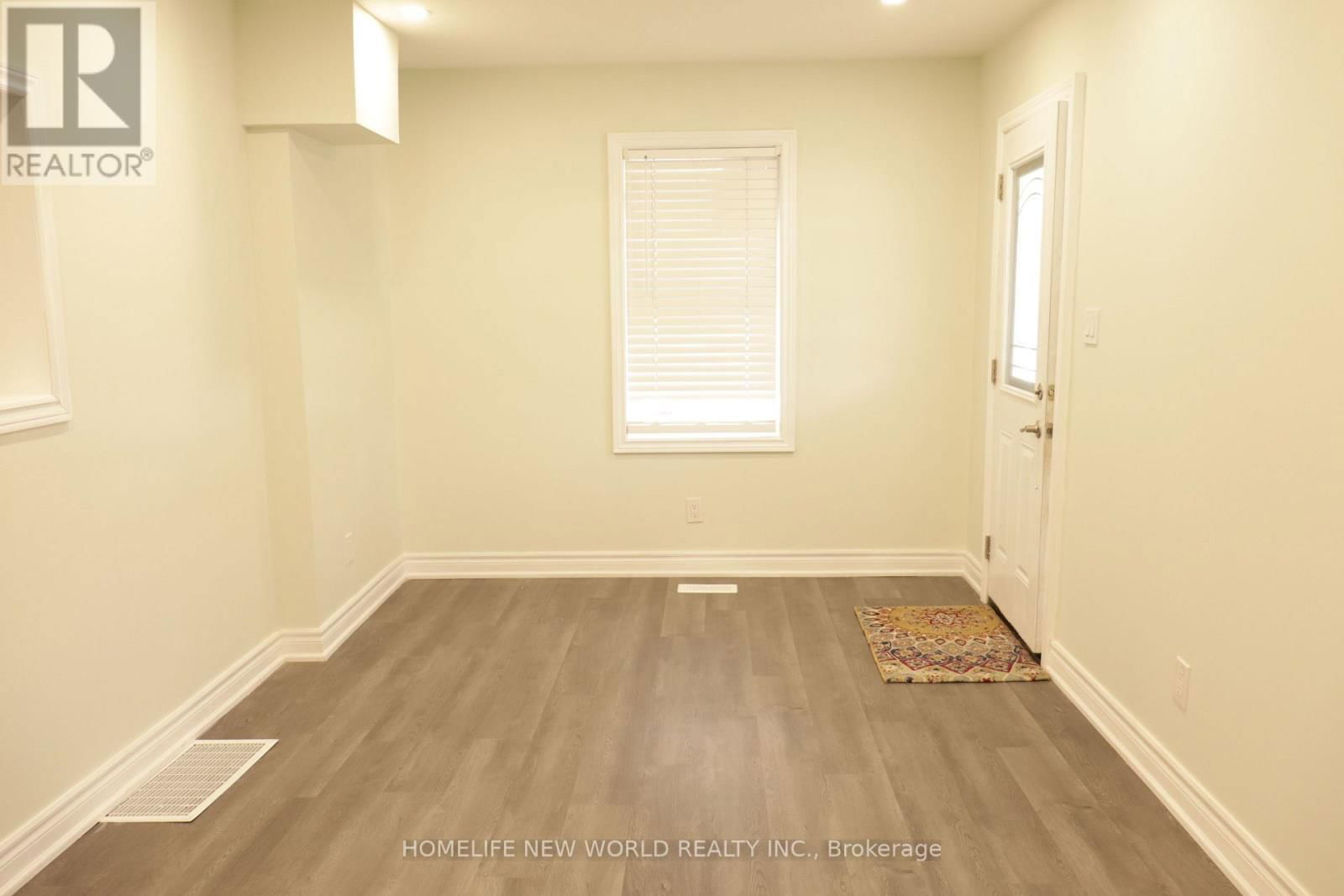 Unit 1 - 291 EULALIE AVENUE Image 6