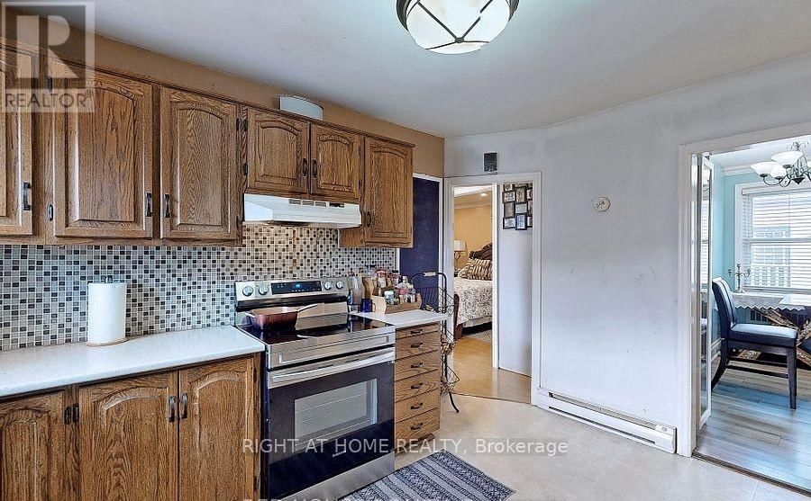 89 CHADBURN STREET Image 12
