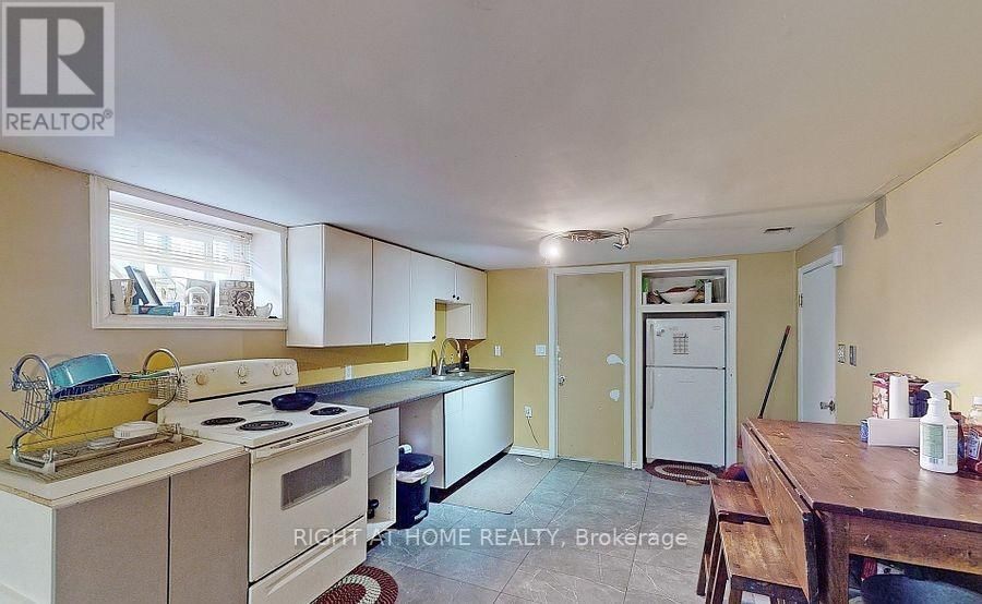 89 CHADBURN STREET Image 19