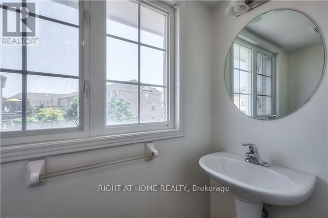 10 WILKES CRESCENT Image 18