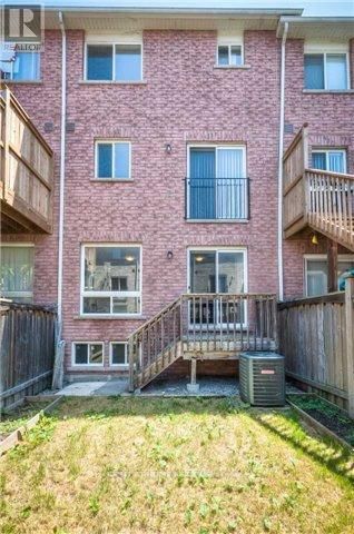 10 WILKES CRESCENT Image 19
