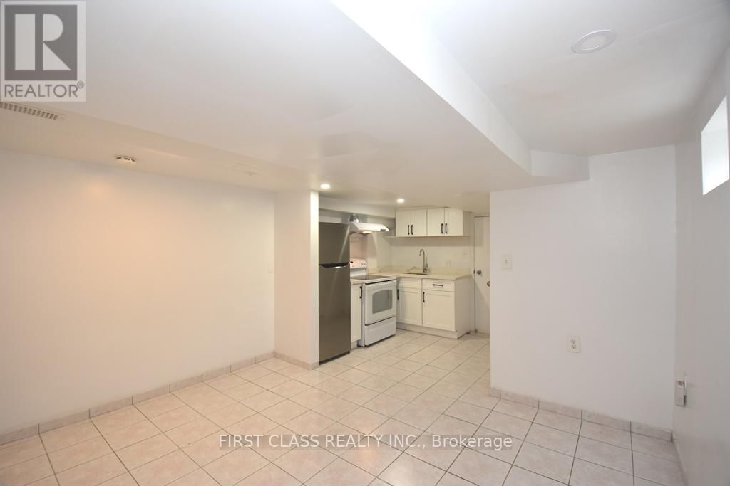 Bsmt - 1050 WOODBINE AVENUE Image 9