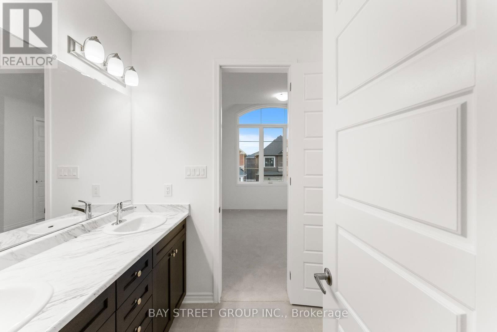 3316 MARCHINGTON SQUARE Image 29