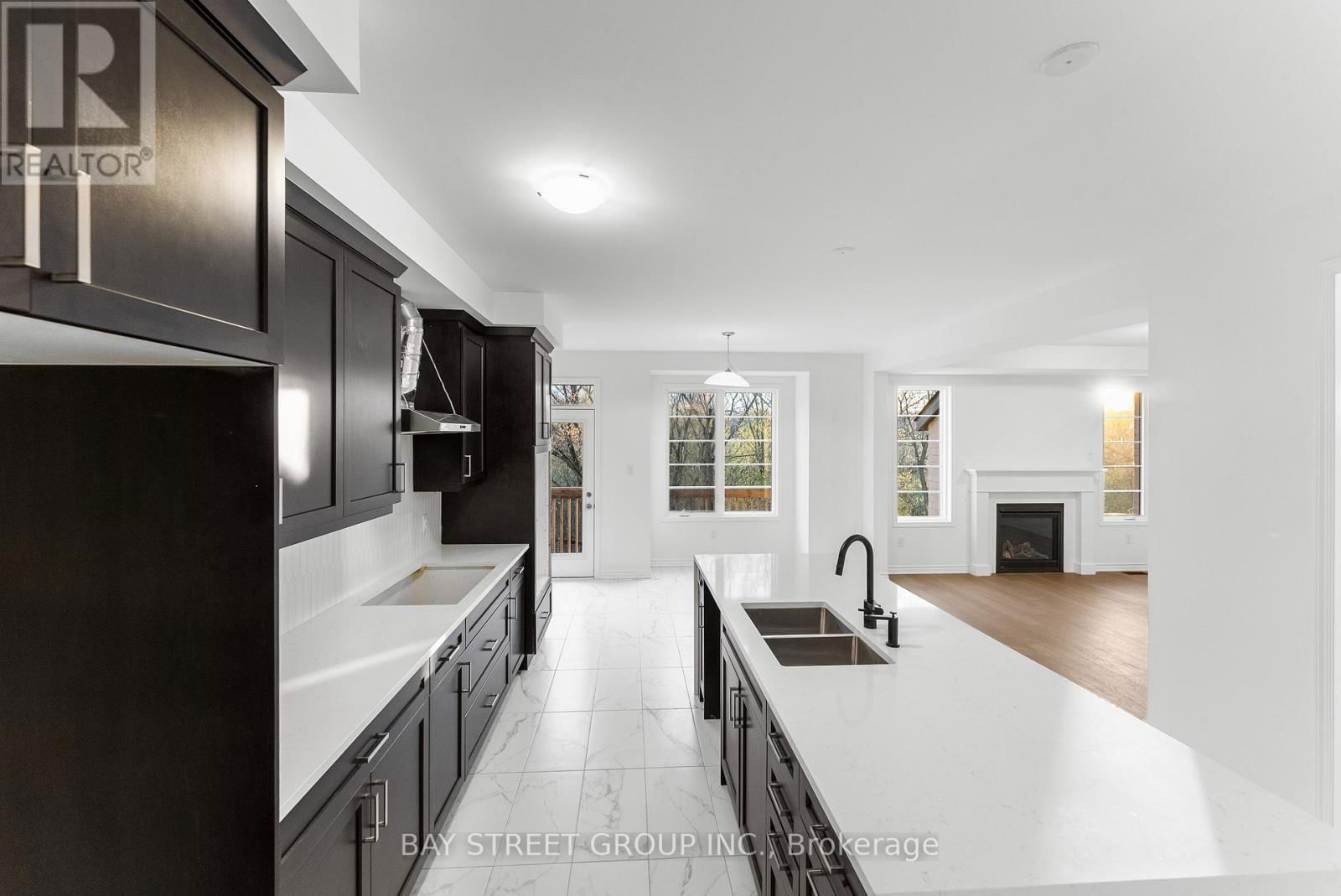 3316 MARCHINGTON SQUARE Image 8