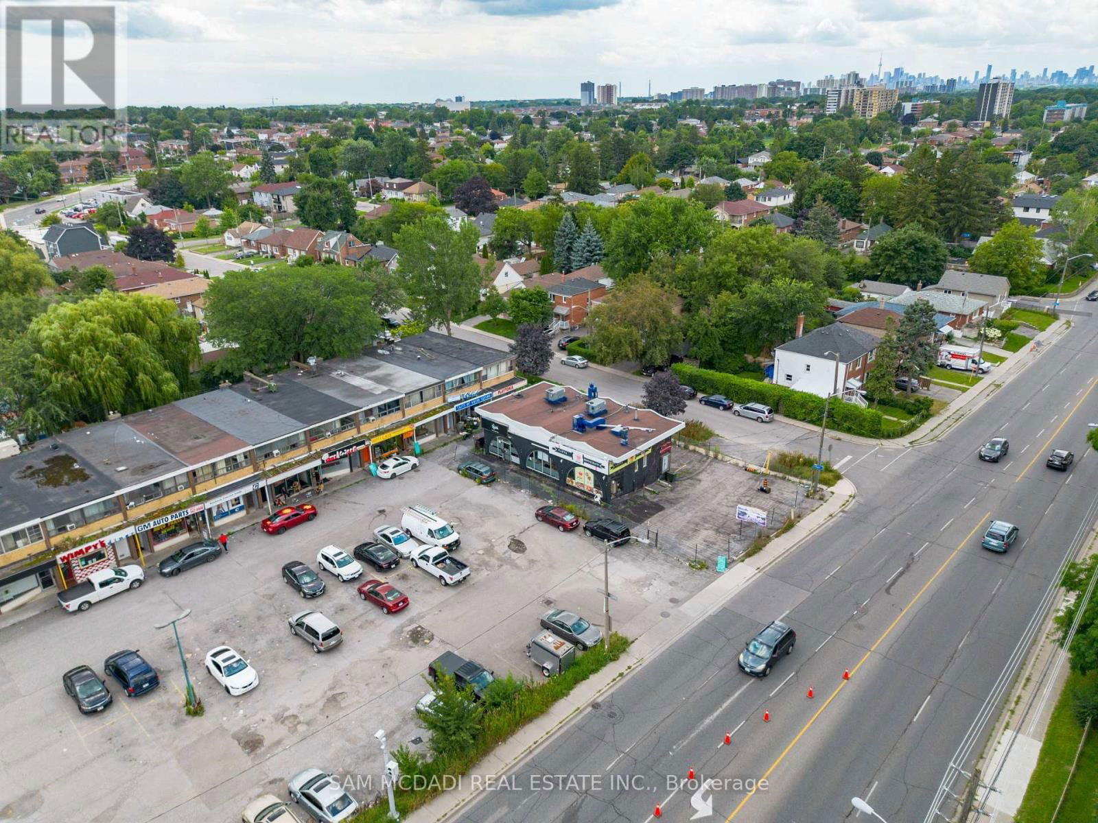 3537 ST CLAIR AVENUE EAST Image 7