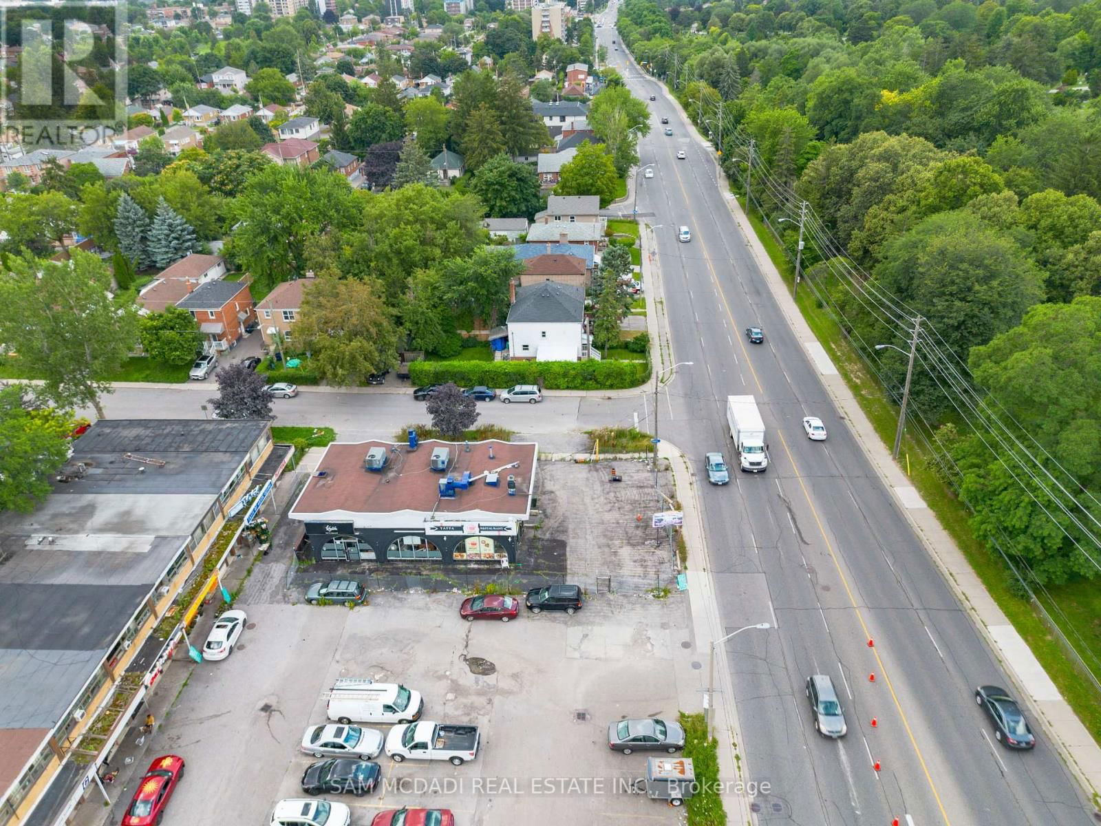 3537 ST CLAIR AVENUE EAST Image 8