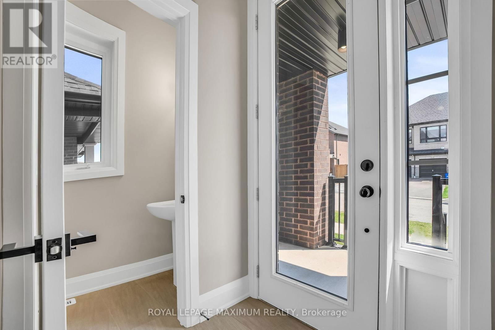 139 CLOSSON DRIVE Image 3